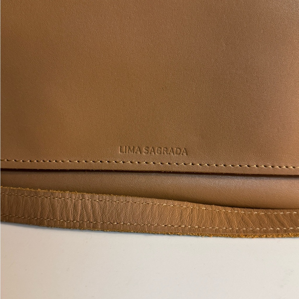 π€ LIMA SAGRADA Tan Leather BELT BAG! - Picture 2 of 9